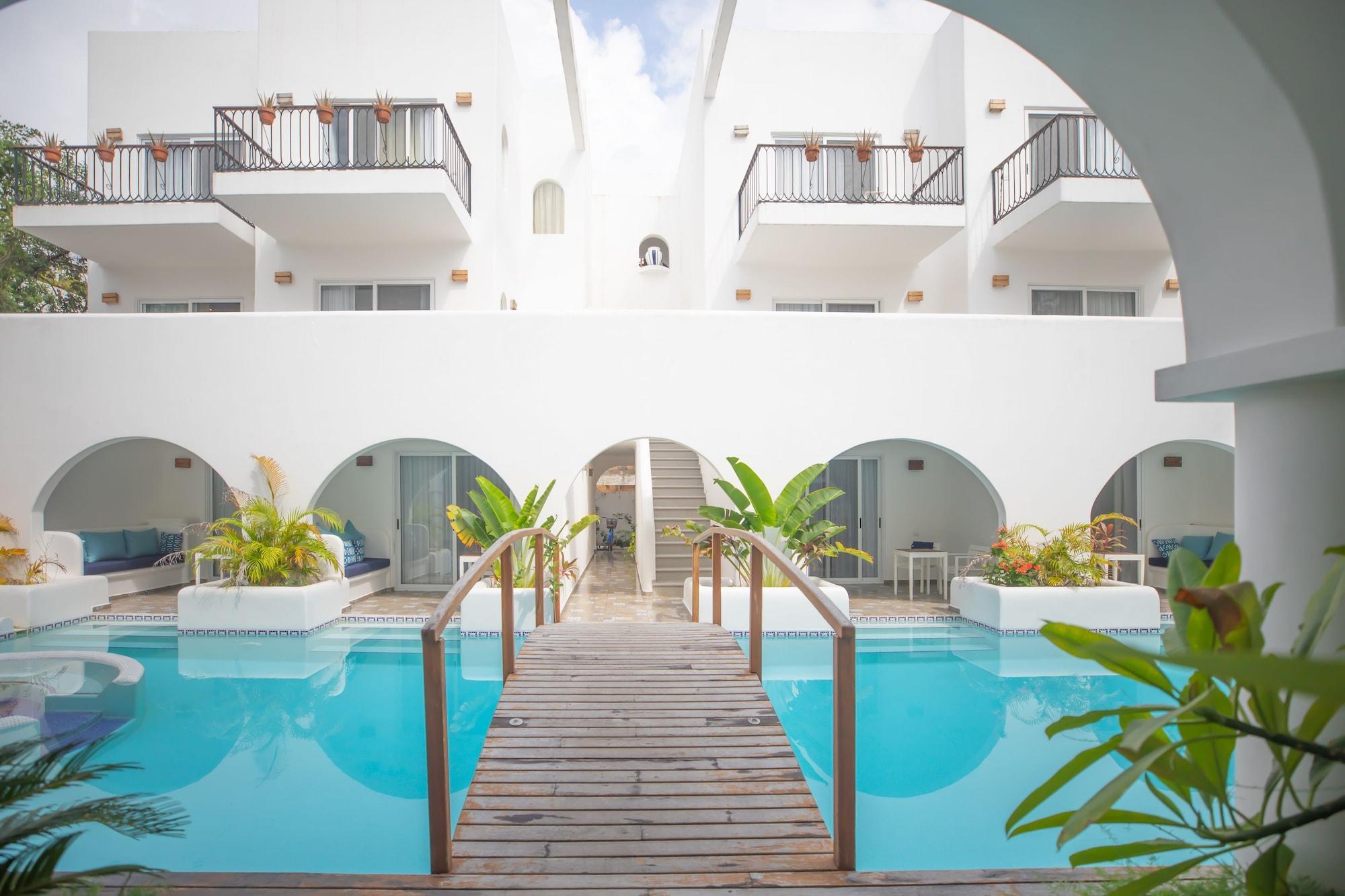 Mediterraneo Hotel Tulum Extérieur photo